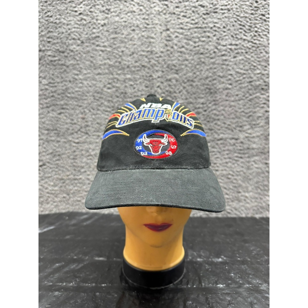 Vintage Starter Chicago Bulls 1998 NBA Champions Strapback Hat Black One Size